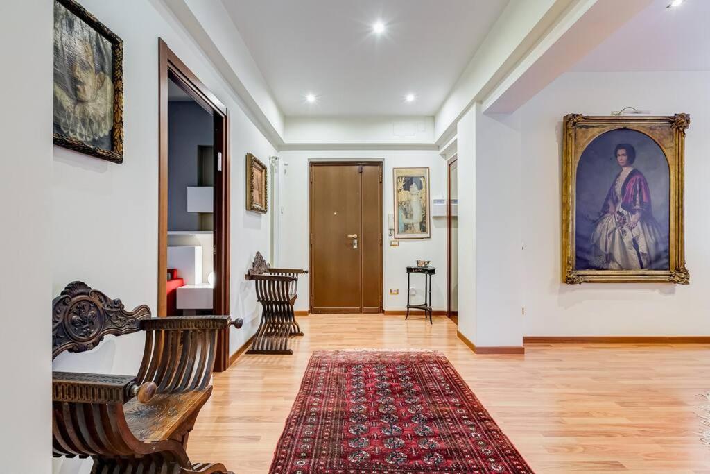 Exclusive Apartment In Eur Lake Roma Exterior foto