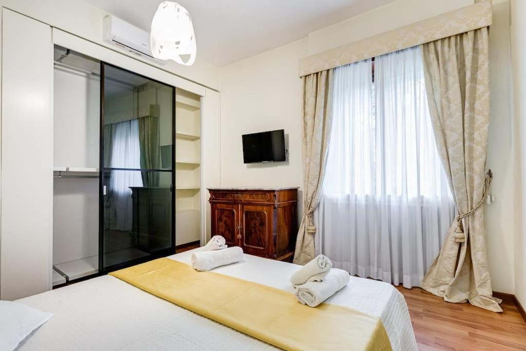 Exclusive Apartment In Eur Lake Roma Exterior foto